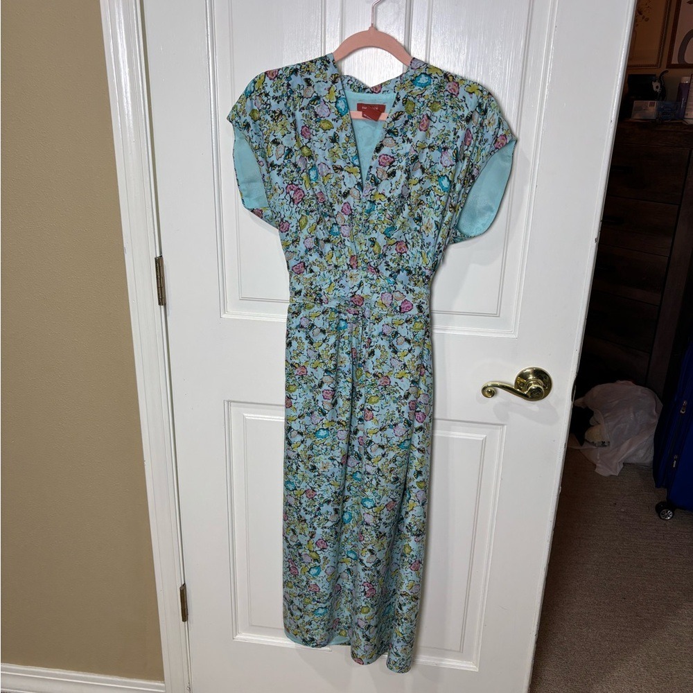 Sundance Silk Dress with‎ Floral Design Size 4 - Picture 4 of 6